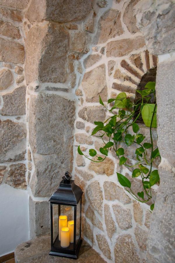 Traditional Stone House St.Anton 말린스카 외부 사진